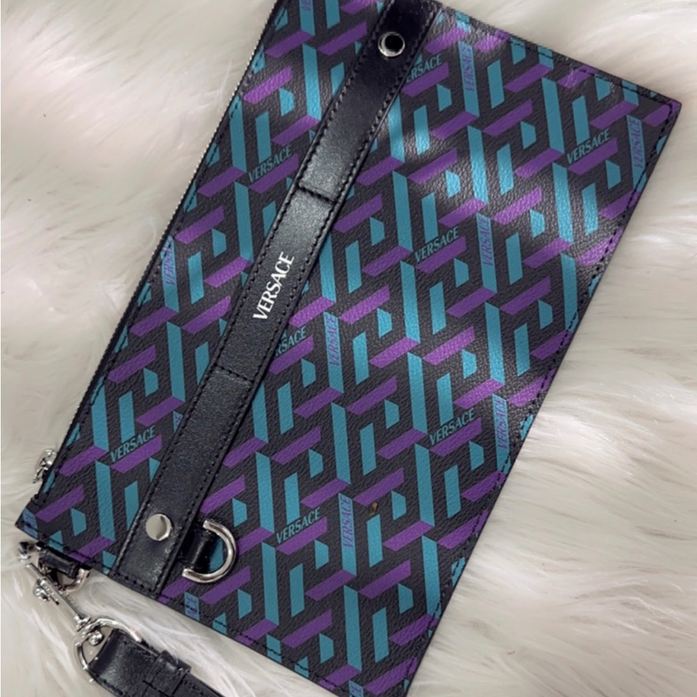 NEW AUTHENTIC VERSACE CLUTCH BIGGIE POUCH